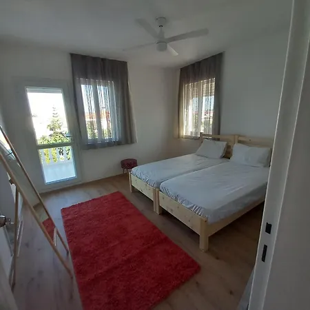 Σπίτι διακοπών Peaceful, Spacious And Pristine Çeşme